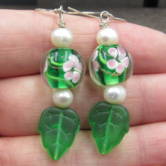Jewelry - Sterling Silver Glass Floral Leaf Pearl Earrings